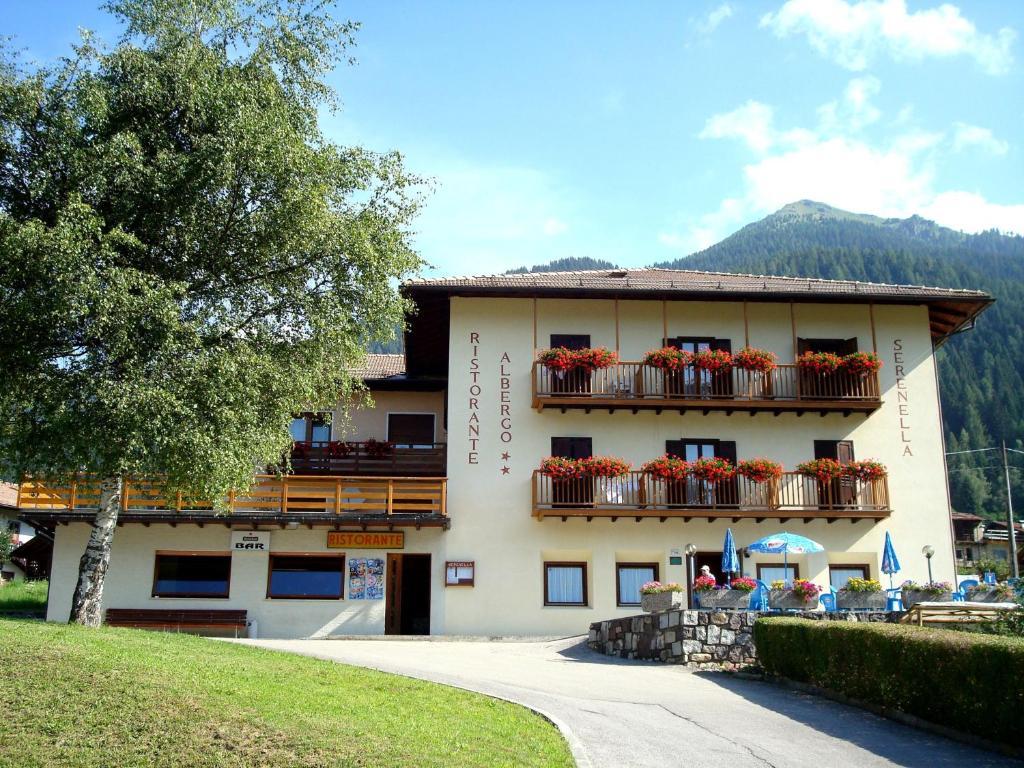 Hotel Serenella Canal San Bovo Exterior photo
